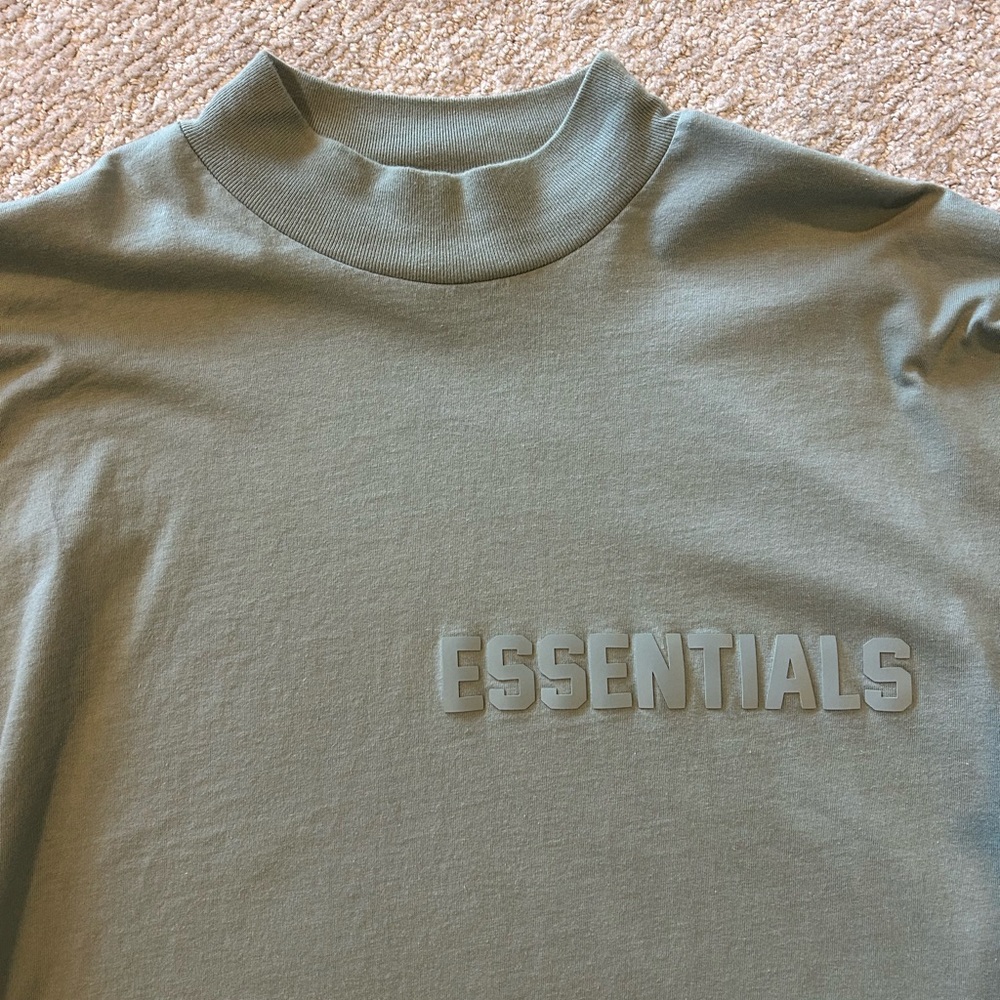 Fear of God Essentials Long-Sleeve Tee ‘Sycamore’